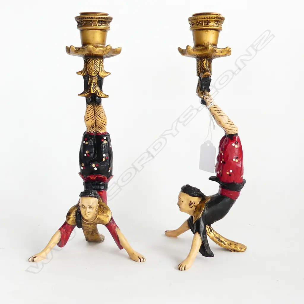 PR H/PAINTED RESIN ACROBAT CANDLESTICKS H.260mm Image 1++