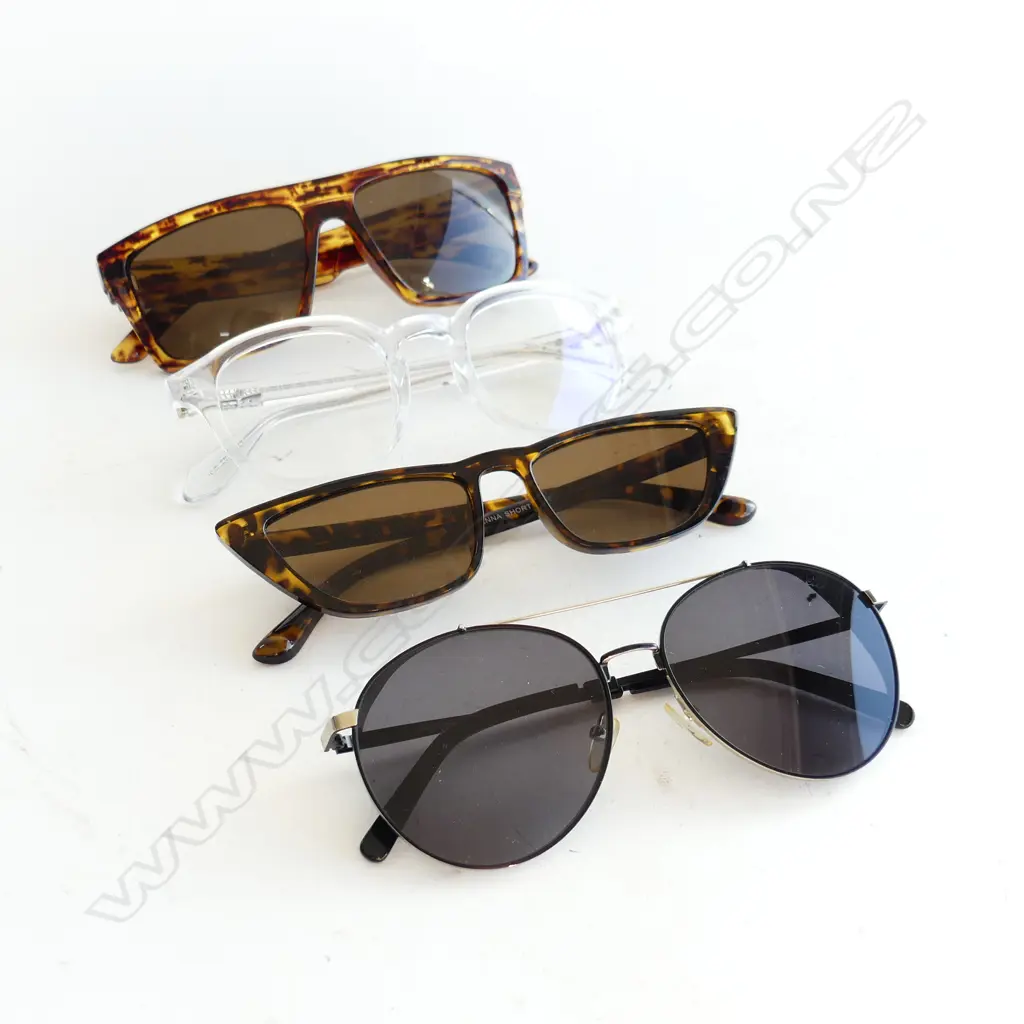 4 PRS DESIGNER SUNGLASSES; RUBI, QUAY, ELEVEN OSAKA ETC  Image 1++