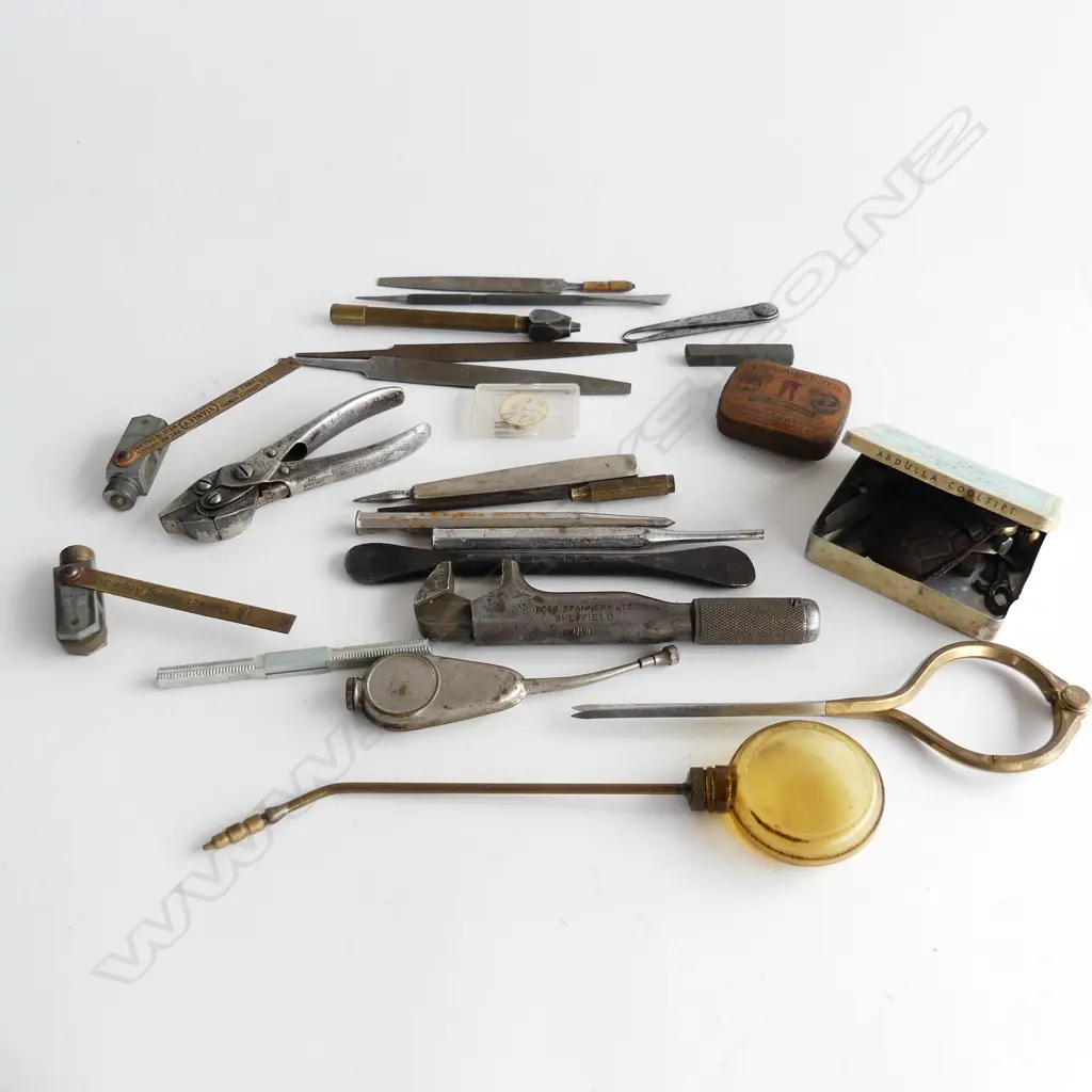 BOX ASST. ENGINEERS TOOLS Image 1++