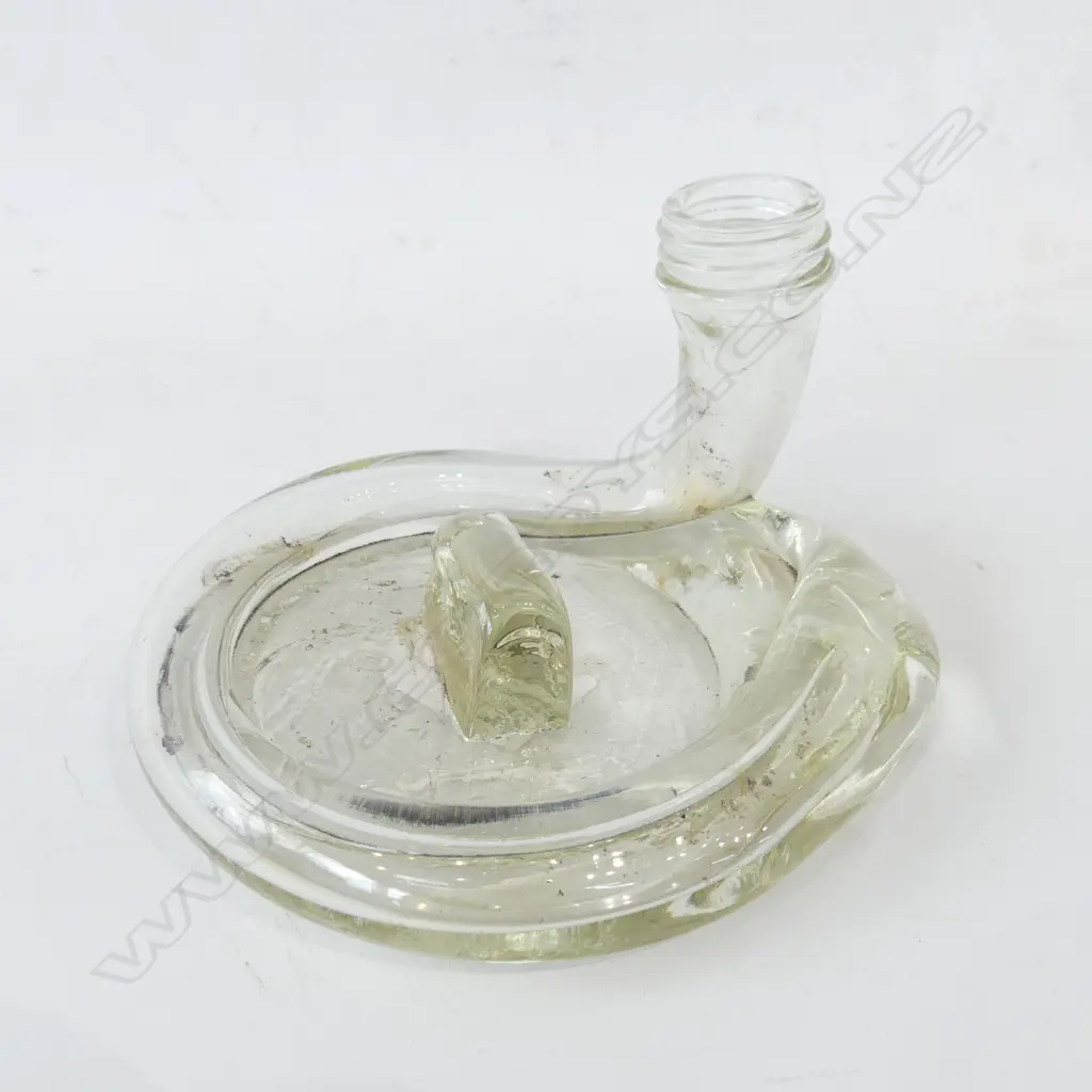 KIA ORA GLASS NZ ASHTRAY WITH MATCHBOX HOLDER DIA 140mm Image 1++