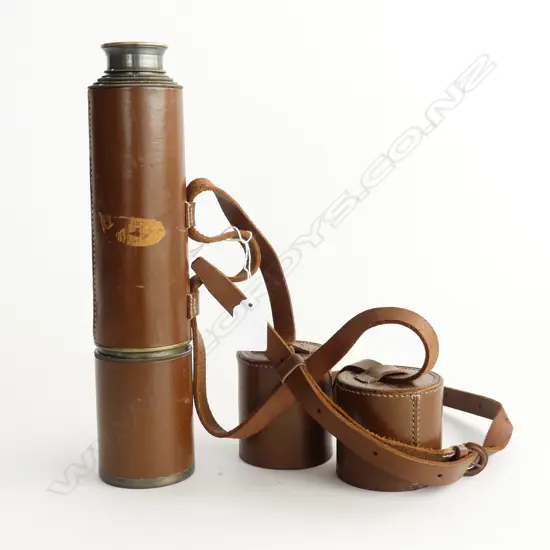 ANTIQUE 7 DRAW TELESCOPE IN LEATHER CASE - BROADHURST CLARKSON L.1030 / 300mm