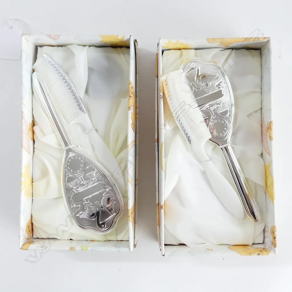 2 BOXES CHILDRENS BRUSH & COMB SETS (NEW /OLD STOCK) Image 1++