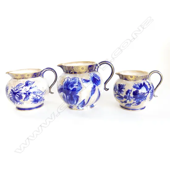 3 ROYAL DOUTLON BLUE IRIS GRADUATING JUGS H.135mm