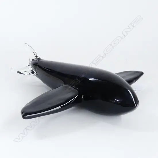 BLACK GLASS WHALE FIGURE L. 260mm