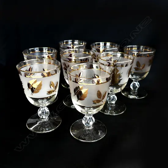 8 RETRO GILT WINE GLASSES H.135mm