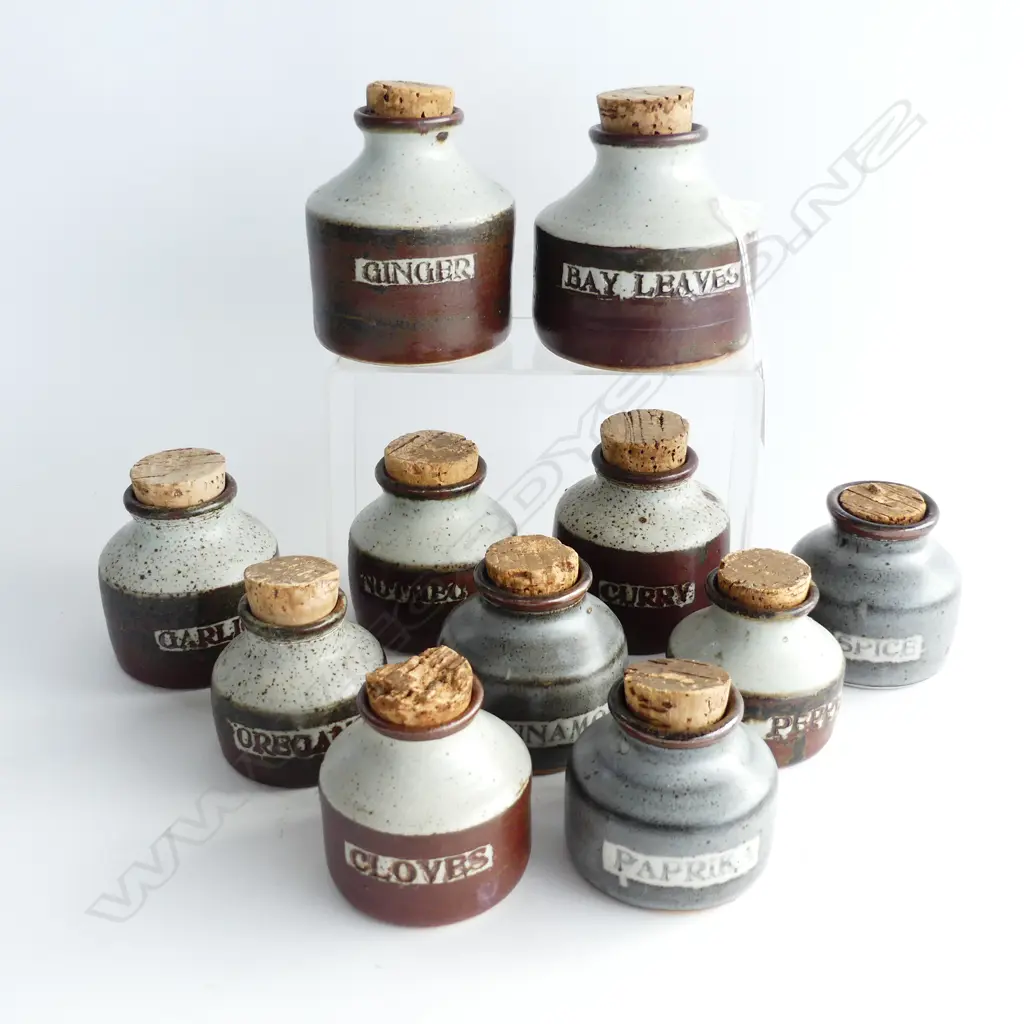11 LEN CASTLE SPICE JARS H 100 MM ON LARGEST Image 1++