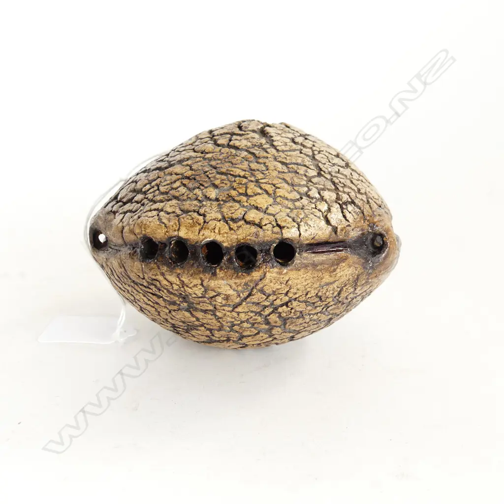 NZ POTTERY SEDGE VASE, LEN CASTLE ? DIA 135mm Image 1++