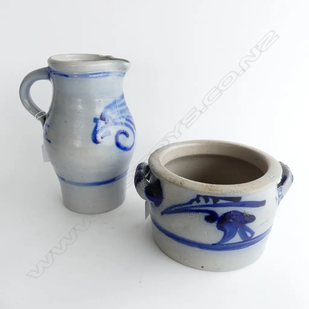 TWO EARTHENWARE METLACH TYPE GERMAN ITEMS. JUG H. 220mm AND TWO HANDLED POT DIA. 200mm Image 1++