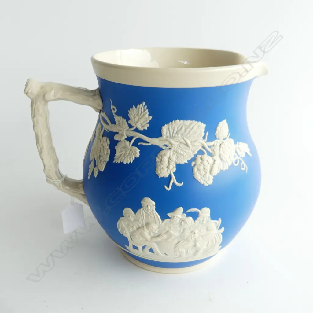 LARGE BLUE AND WHITE HUNTING JUG BY COPELAND SPODE. H. 200mm Image 1++