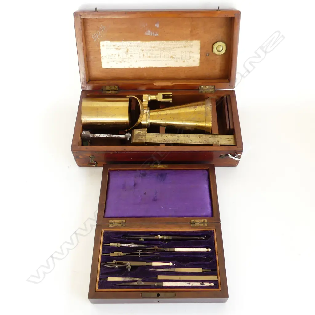 DRAWING SET & OERTLING GRAIN MEASURE CHONDROMETER BOTH IN ORIG. MAHOGANY BOXES W.325mm  Image 1++
