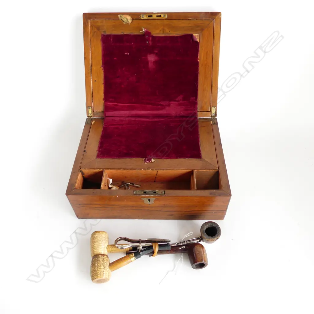 OLD WALNUT WRITING SLOPE WITH A COLLECTION OF 4 PIPES & CLEANER Image 1++