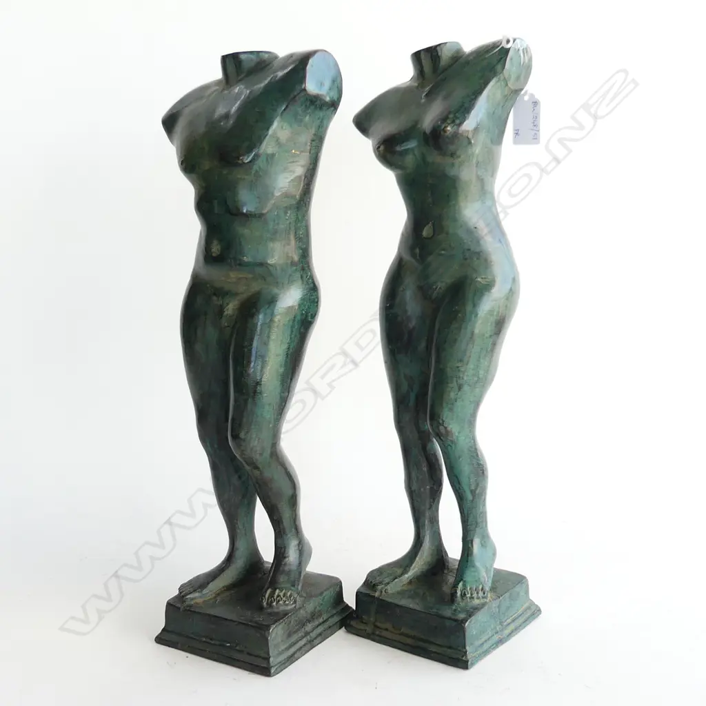 PR BRONZE TORSOS; MALE & FEMALE H.400mm Image 1++