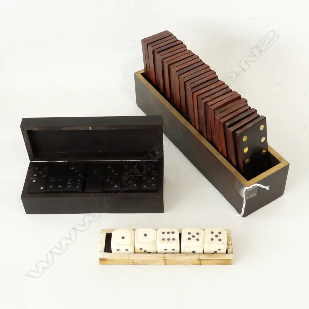 3 GAMES; 2x DOMINOES, 5 BONE DICE  Image 1++
