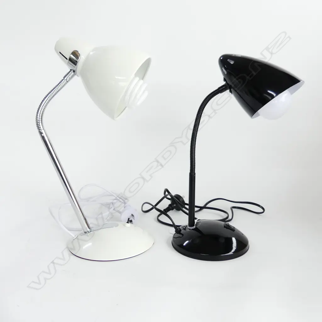 2 MODERN DESK LAMPS; BLACK / WHITE H.380mm Image 1++