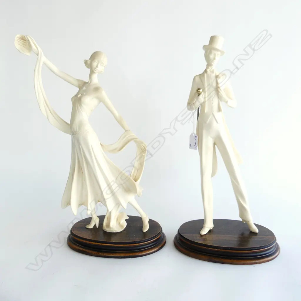 PR ITALIAN RESIN 1920s STYLE DANCING FIGURES H.440mm Image 1++