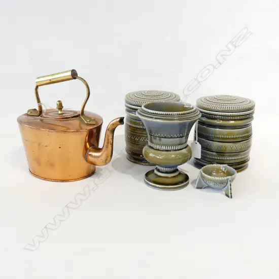COPPER KETTLE (DENTED) + 4 PCES IRISH PORCELAIN; 2 LIDDED BISCUIT BARRELS H.150mm, URN VASE, SALT DISH 