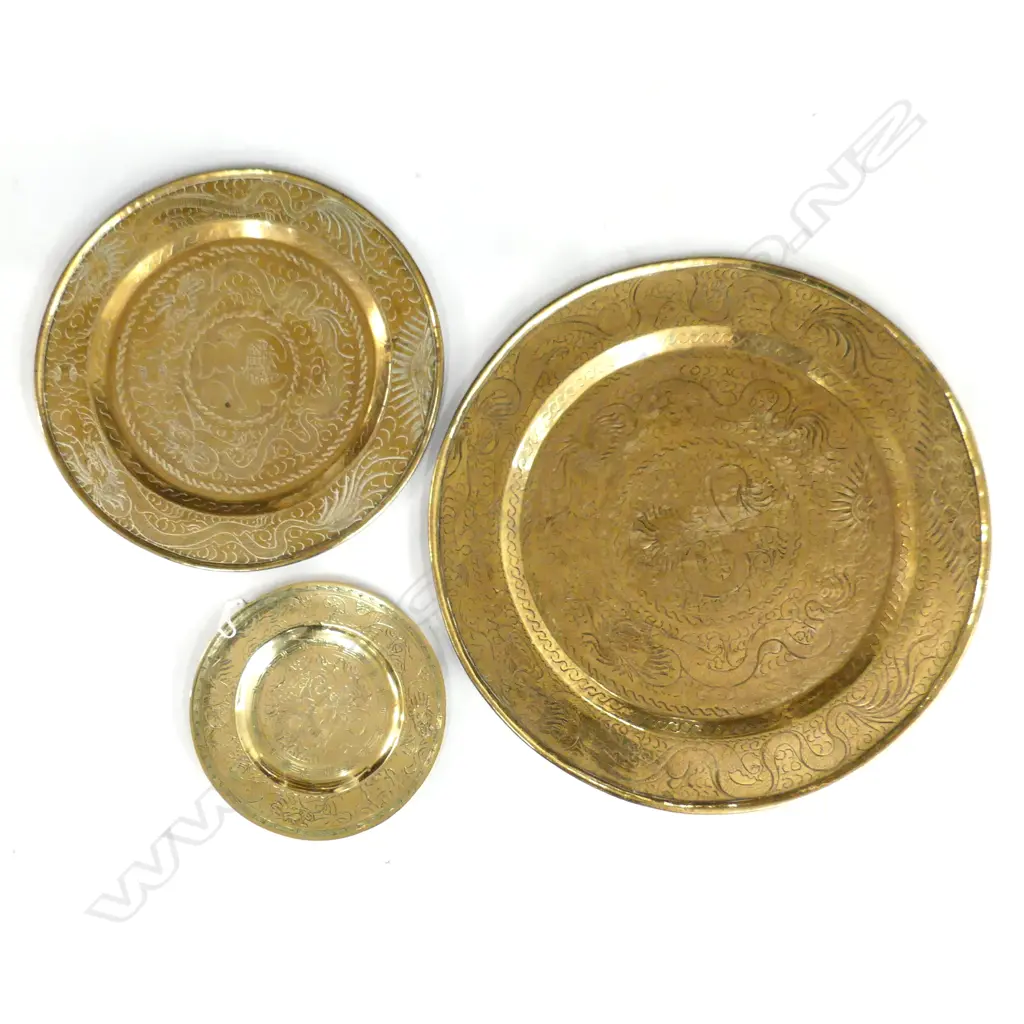 3 CHINESE BRASS CIRCULAR TRAYS; 250, 420, 560mm dia Image 1++