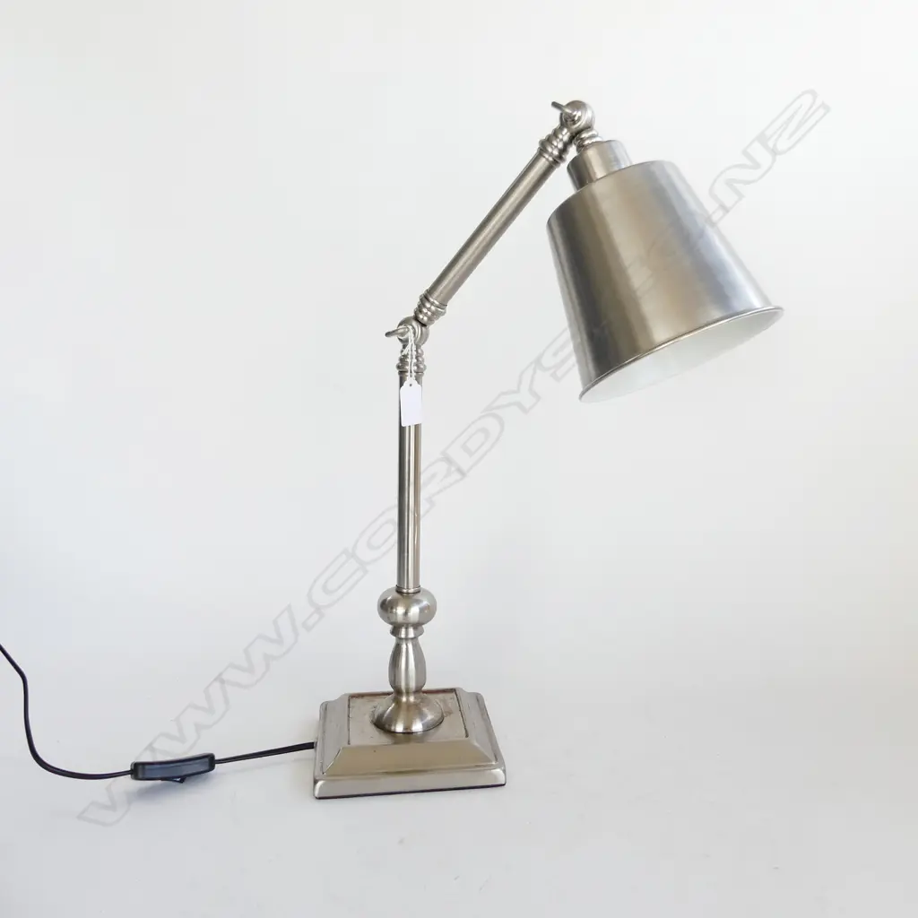 INDUSTRIAL STYLE SILVER METAL ADJUSTABLE DESK LAMP Image 1++