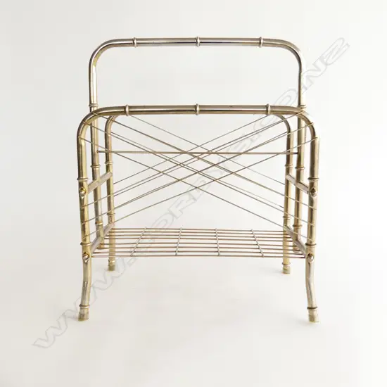 METAL MAGAZINE RACK 365x200x420mm