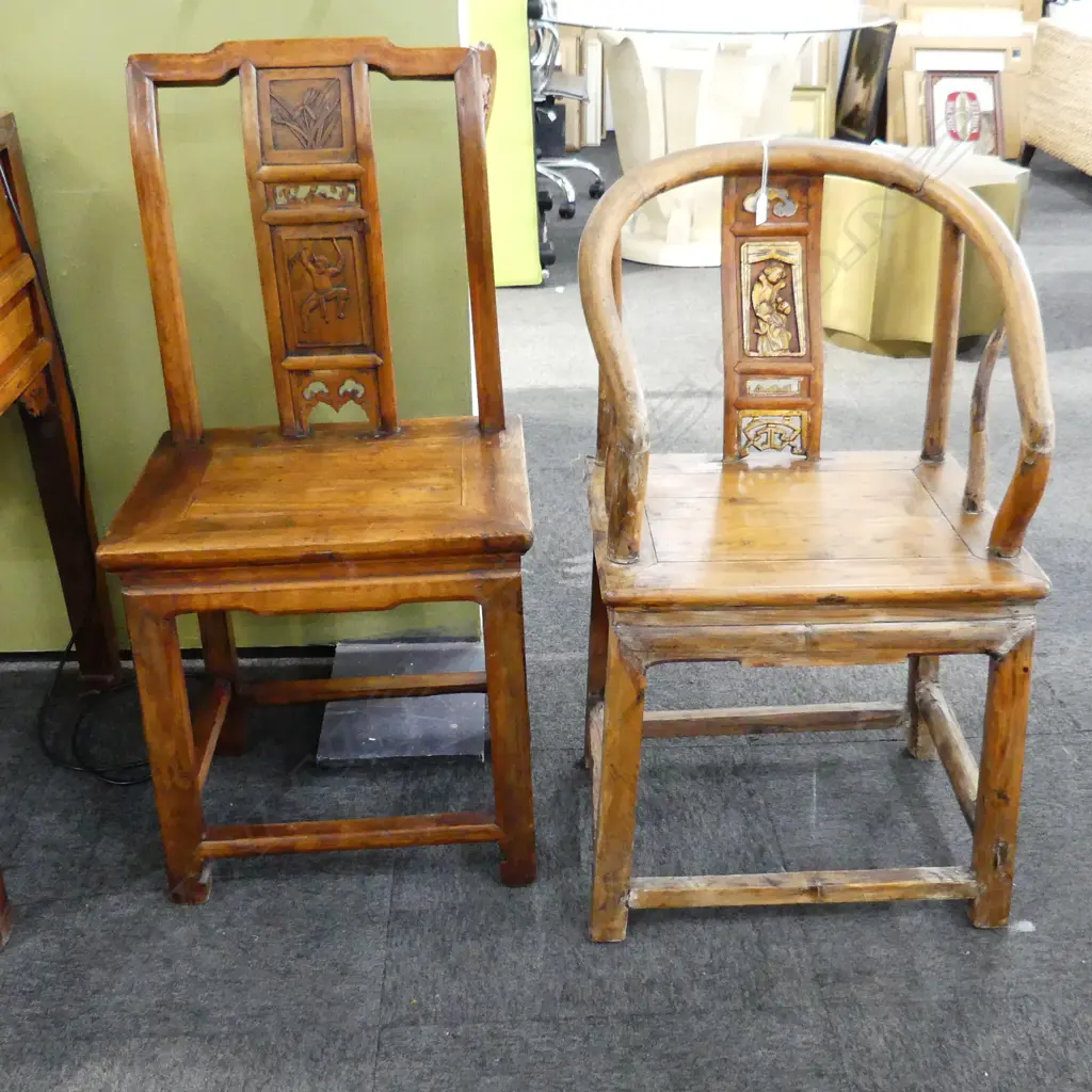 2 VINTAGE ORIENTAL WOODEN CHAIRS Image 1++