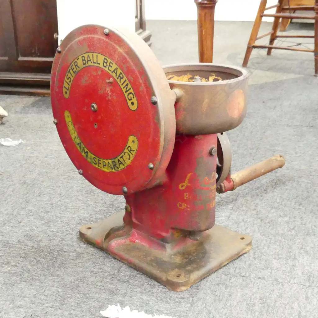 LISTER BALL BEARING CREAM SEPARATOR Image 1++