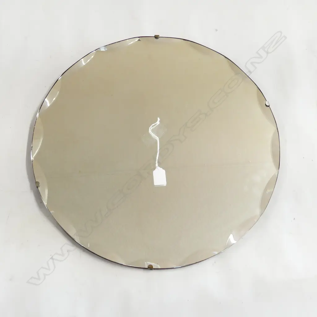 CIRCULAR DECO MIRROR 505mm dia Image 1++