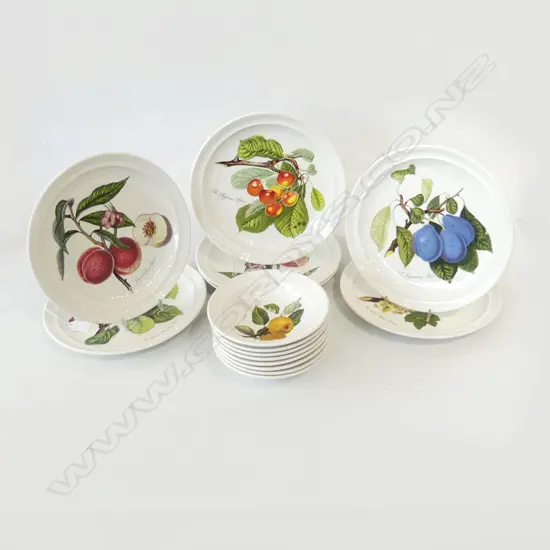 7 PORTMEIRION POMONA DINNER PLATES, (DIA 265mm) + 8 DESSERT BOWLS (DIA 170mm)
