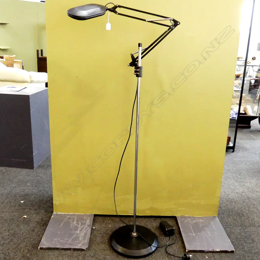 INDUSTRIAL STYLE ANGLE POISE FLOOR LAMP H.1800mm Image 1++