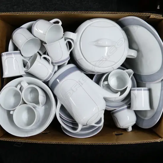 BOX LOT GERMAN PART DINNER SERVICE