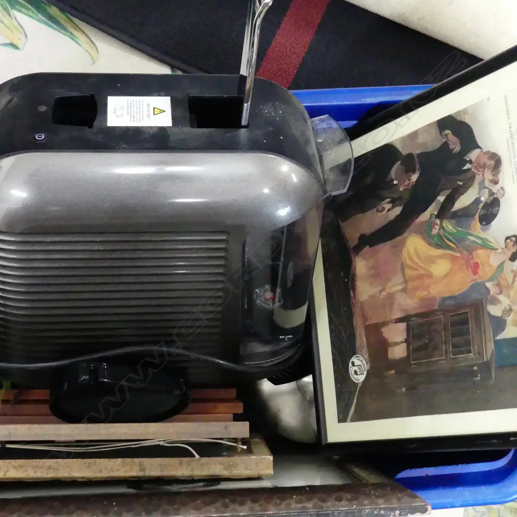 BOX LOT PRINTS, K-FEE COFFEE MAKER ETC Image 1++