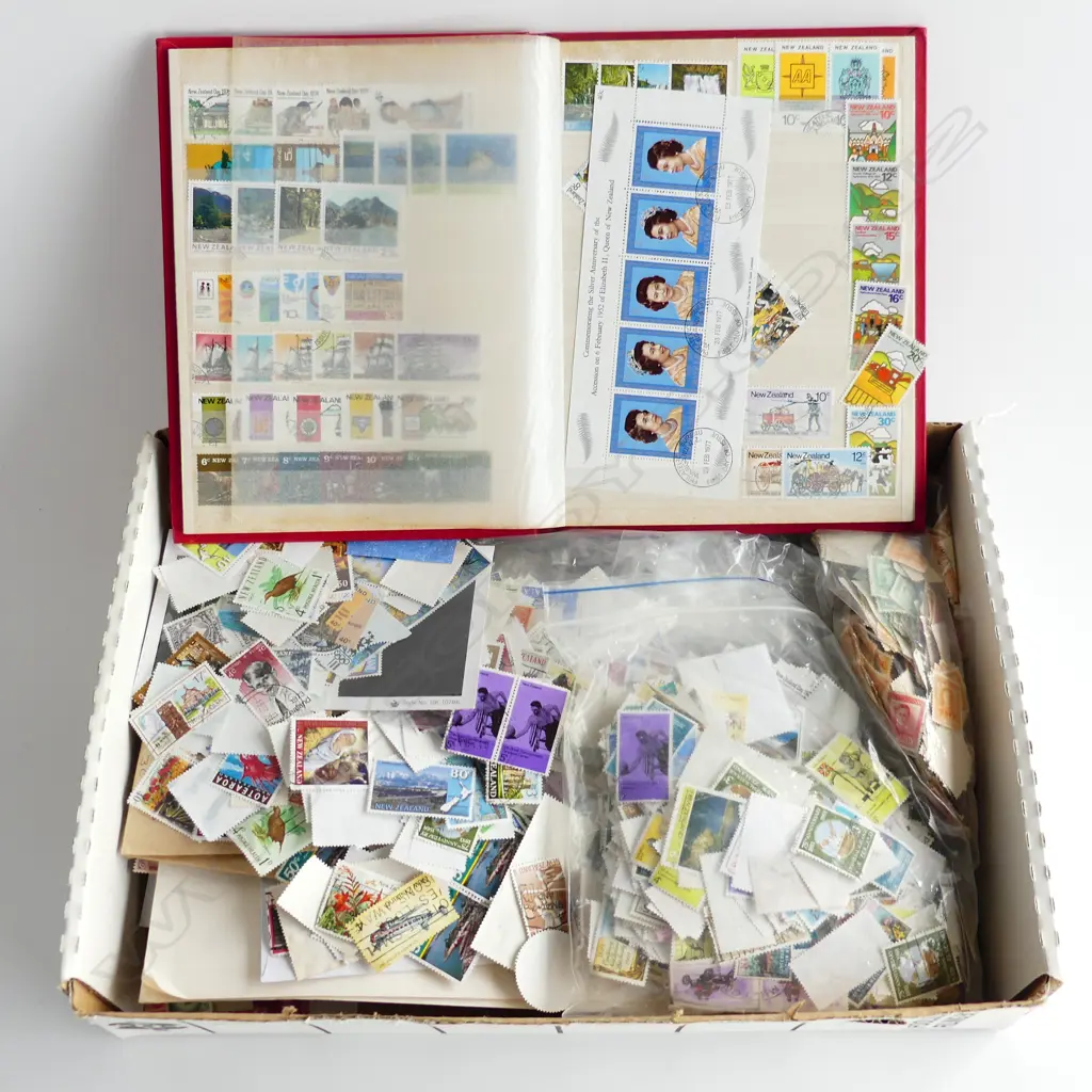 ASST. LOOSE STAMPS + ALBUM Image 1++