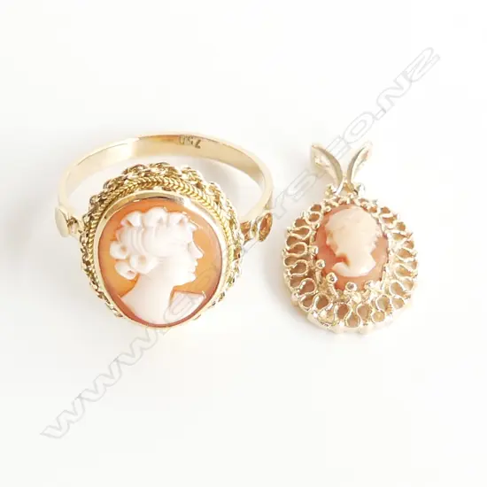750 GOLD CAMEO RING & PENDANT size L