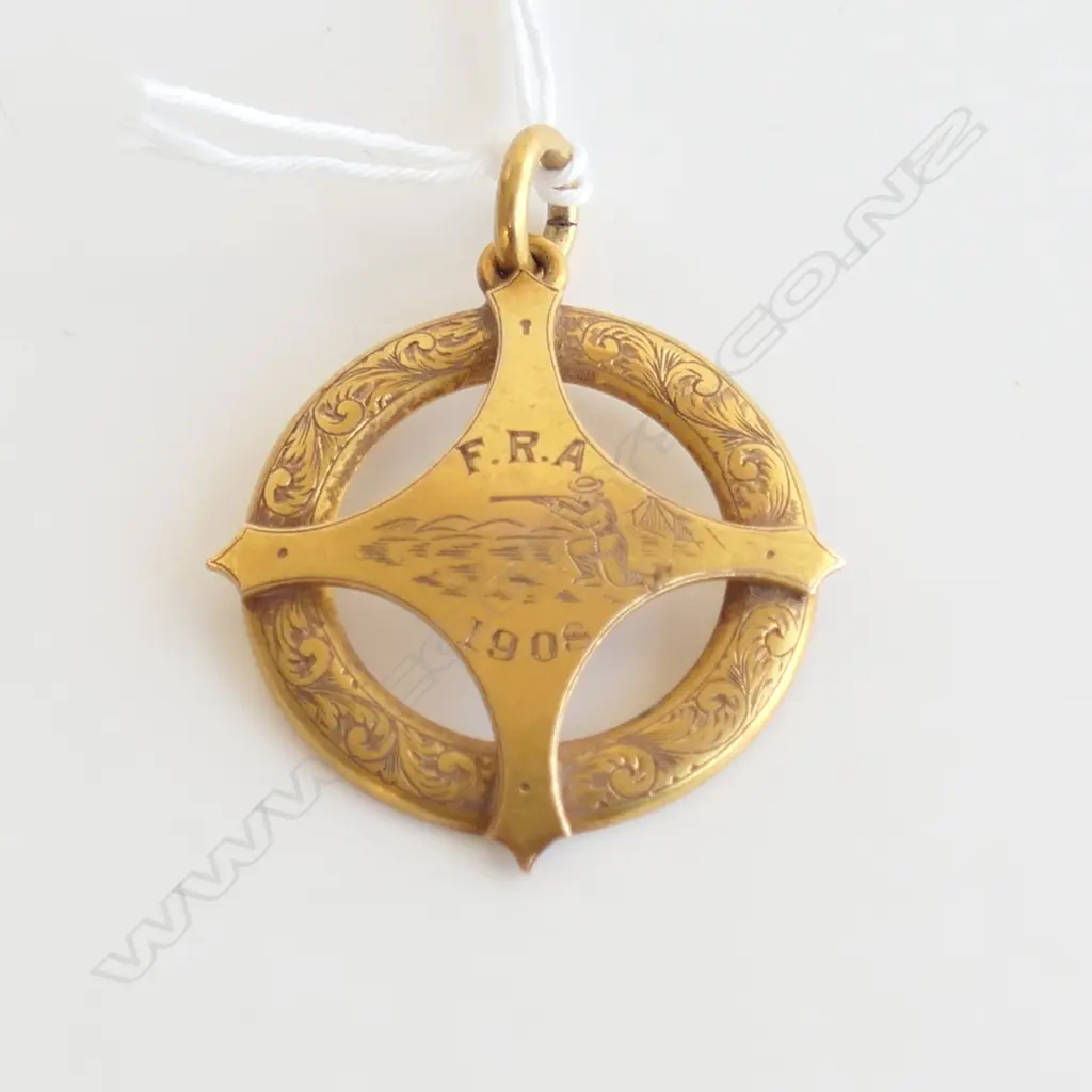15CT GOLD FRENCH CHALLENGE SHIELD BADGE PENDANT 1905 10.07GMS Image 1++