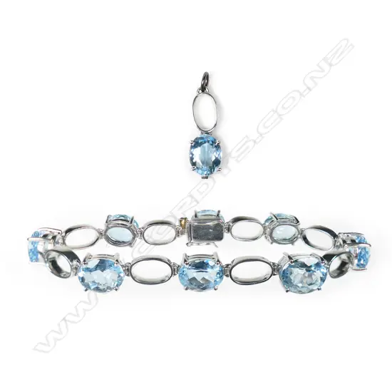 18ct WHITE GOLD & AQUAMARINE BRACELET & MATCHING PENDANT 19.84gms...