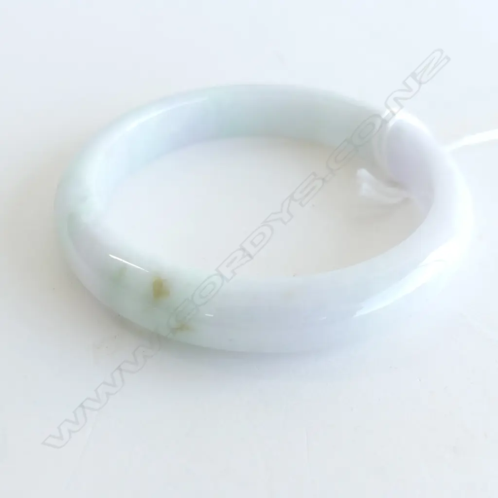 CHINESE JADE BANGLE 50mm int. dia. w. CERTIFICATE & BOX Image 1++