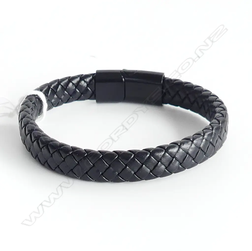 GENUINE LEATHER HAND WOVEN MENS BRACELET, MAGNETIC SLIDE CLASP Image 1++