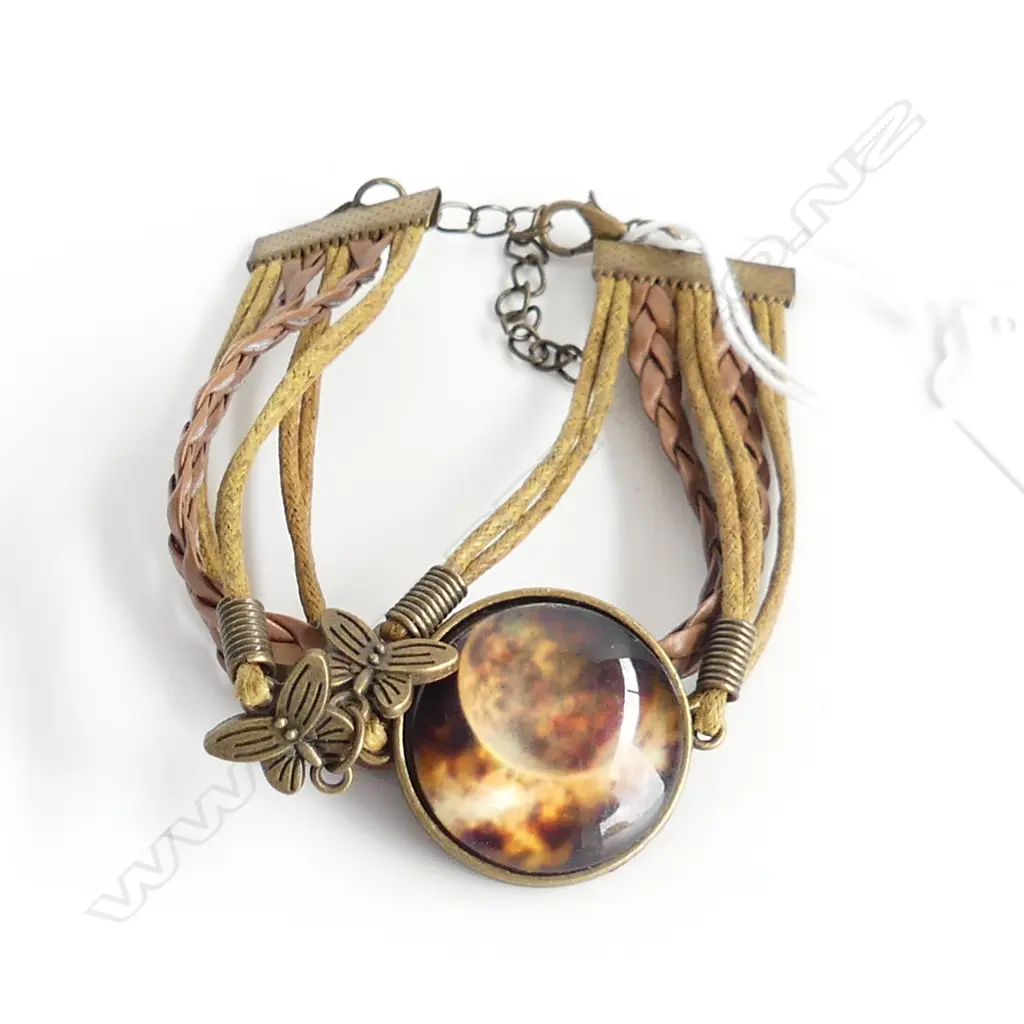 UNUSUAL BOHEMIAN LEATHER & COPPER BRACELET WITH 'EARTH WINDOW' CHARM Image 1++