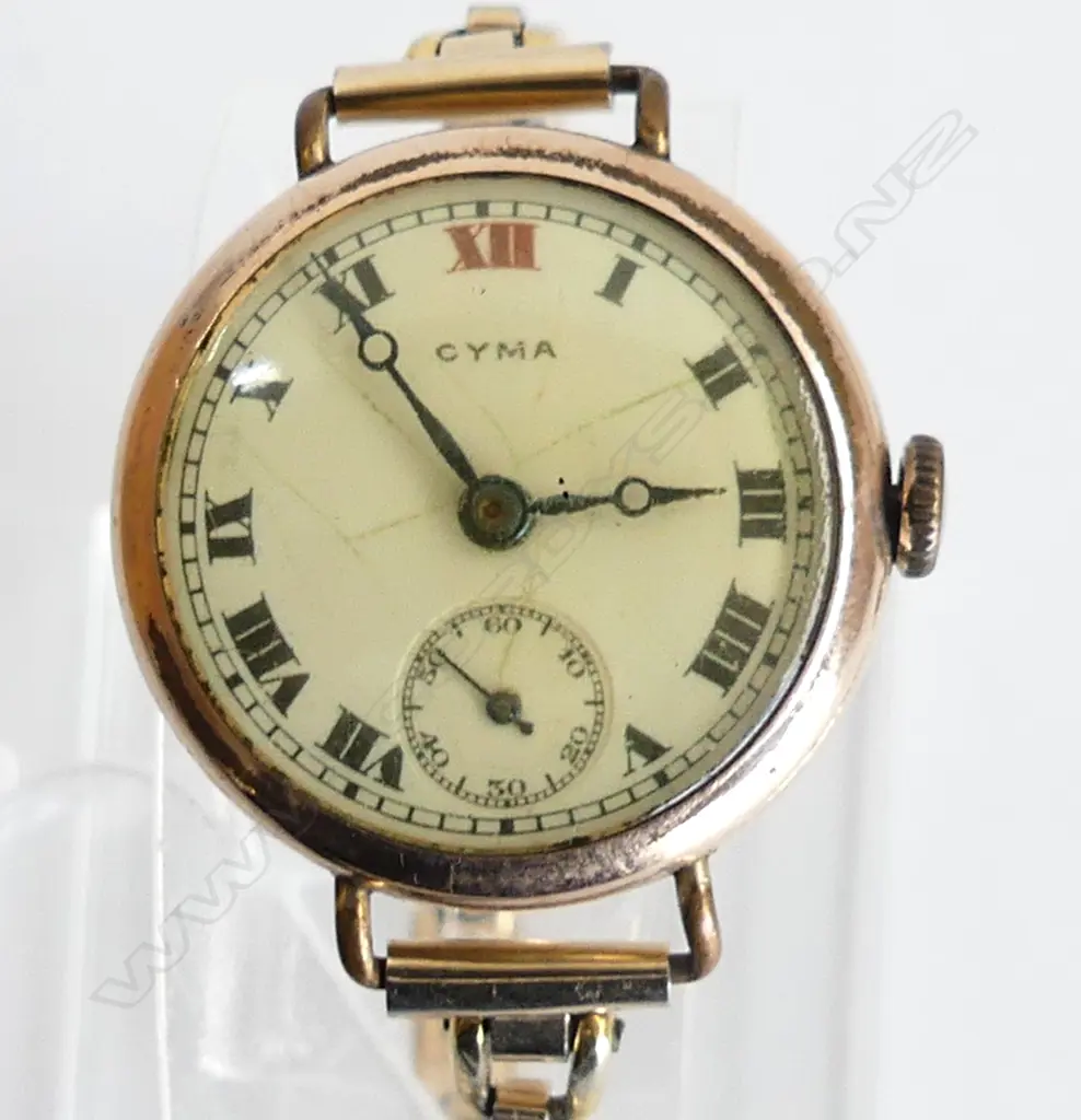 VINTAGE LADIES ROLLED GOLD WATCH, WORKING  Image 1++