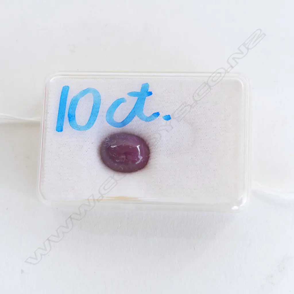 LG SINGLE STONE RUBY CABOCHON, 10CT Image 1++