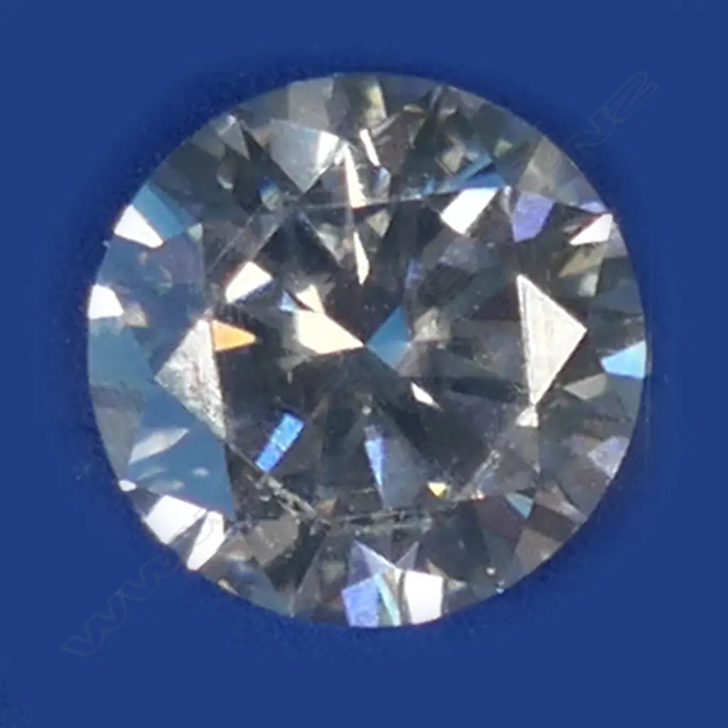 MOISSANITE GEMSTONE - ROUND BRILLIANT, 2CT - WITH GRA REPORT Image 1++