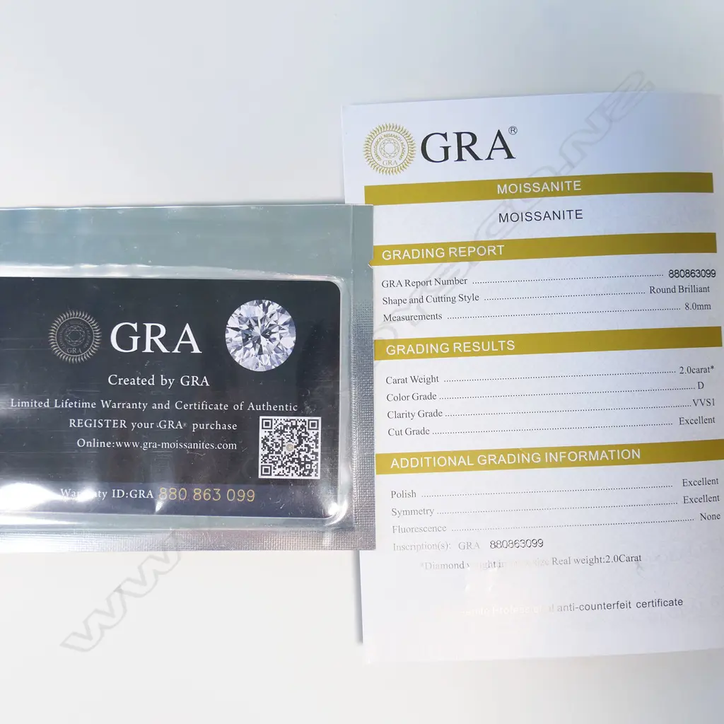 MOISSANITE GEMSTONE - ROUND BRILLIANT, 2CT - WITH GRA REPORT Image 1++