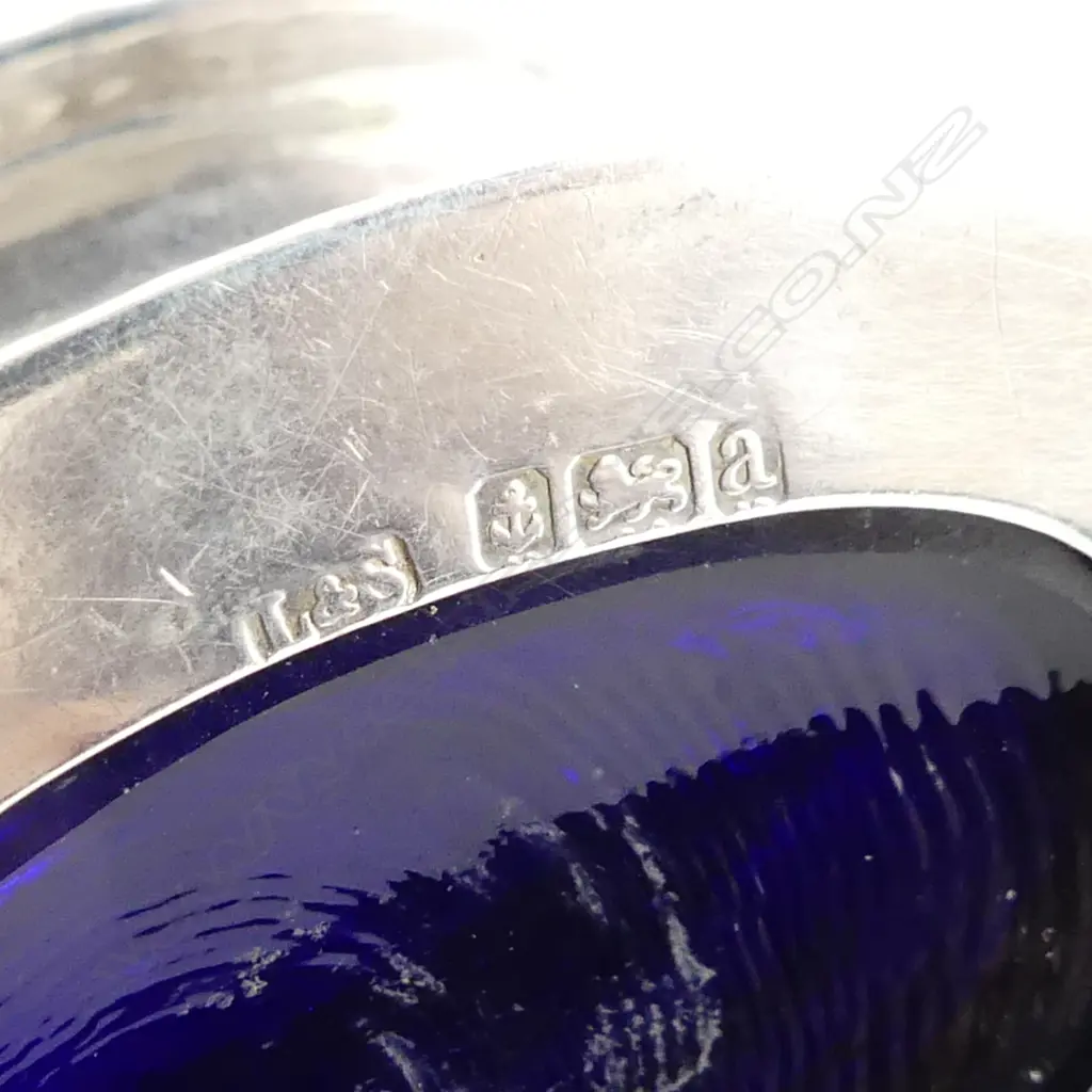 Stg Sil Mustard & spoon & liner, Birm 1900. 54gms without liner. Image 1++