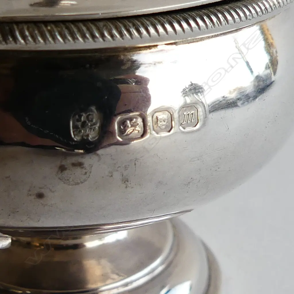  Stg Sil mustard with spoon, London 1967, 76gms without liner   Image 1++