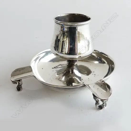  Stg Silver ashtray / cigarrette holder Birm 1921 122gms.