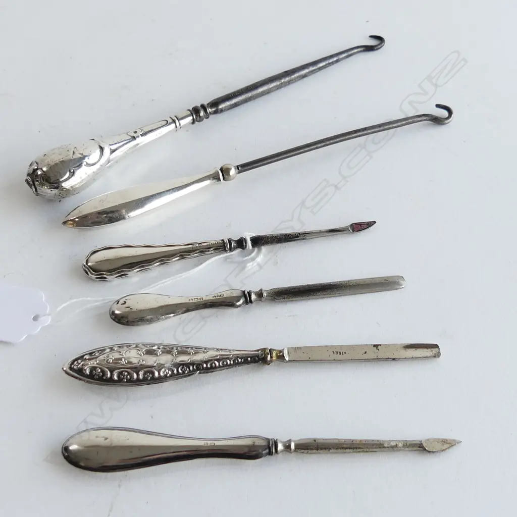 4 Stg Manicure pieces and 2 Stg Button Hooks. Image 1++