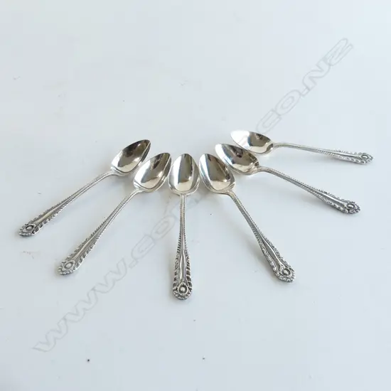  Set of 6 Stg silver spoons Sheffield 1922. 99 gms.
