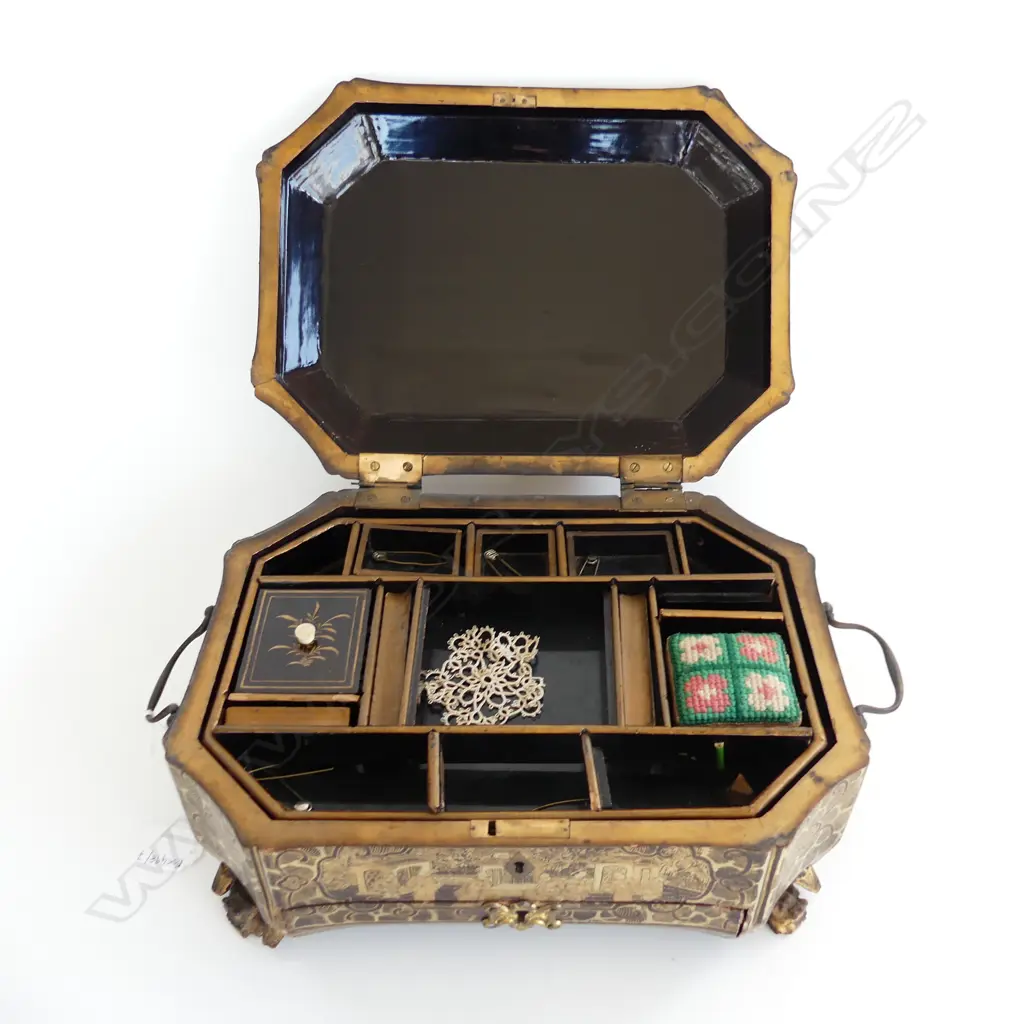 ANTIQUE CHINESE SEWING BOX 340x250x150mm Image 1++