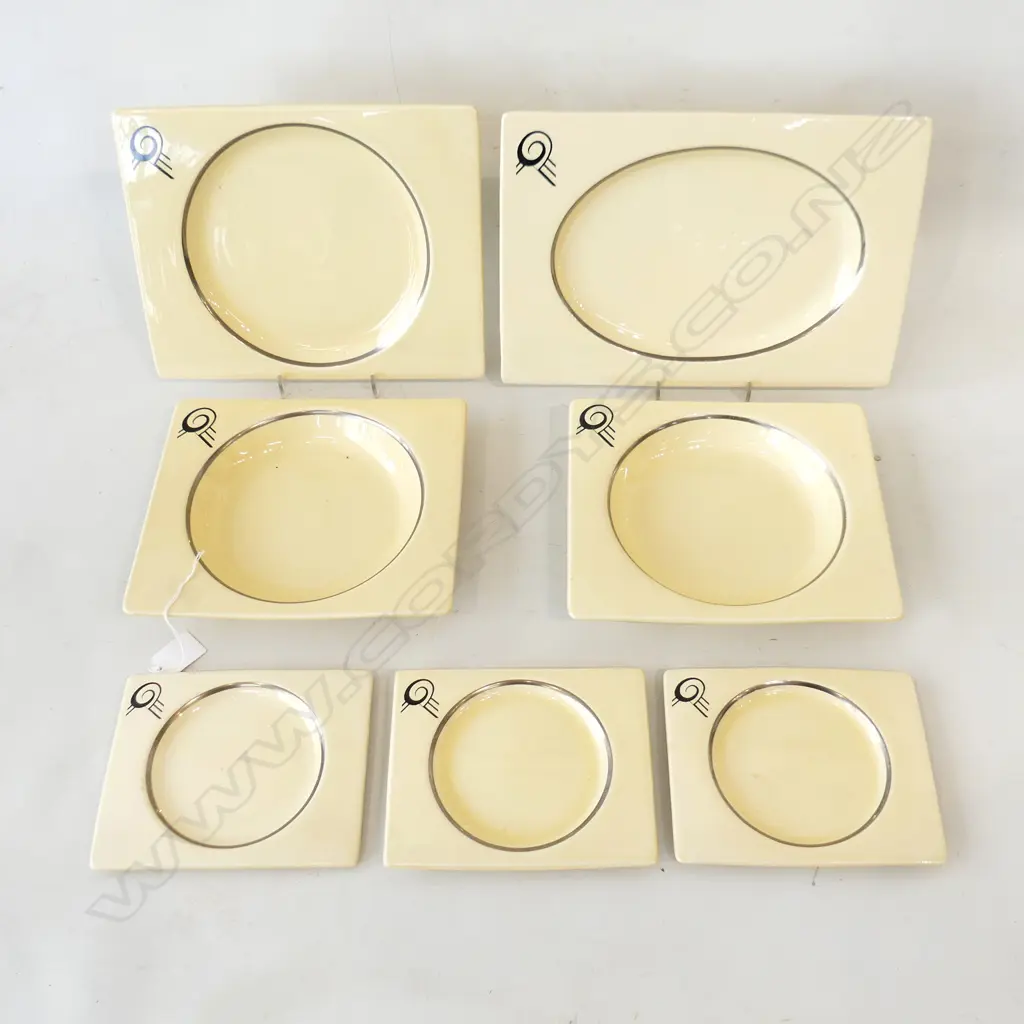7 ROYAL STAFFORDSHIRE CLARICE CLIFF THE BIARRITZ PLATES,  3 X 165 X 135,  2 X 225 X 195, 1 X 265 X 210 &1 X 310 X 210mm Image 1++