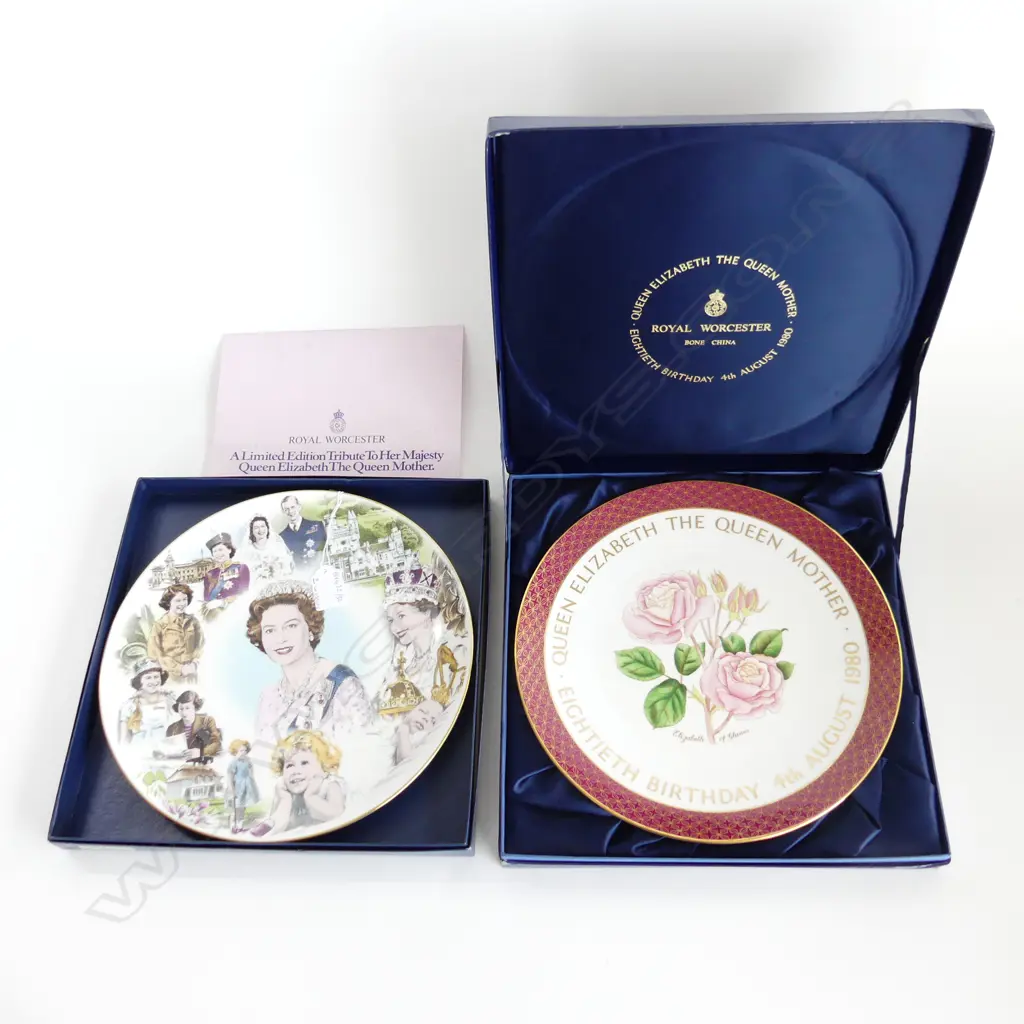 ROYAL WORCESTER & COALPORT QUEEN ELIZABETH & QUEEN MOTHER COMMEMORATIVE PLATES IN BOXES D. 270mm Image 1++