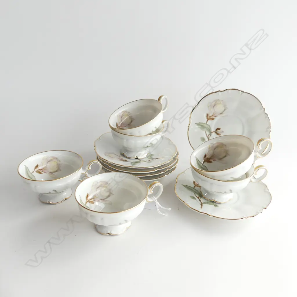 SET 6 HUTSCHENREUTHER SYLVIA CUPS & SAUCERS  Image 1++